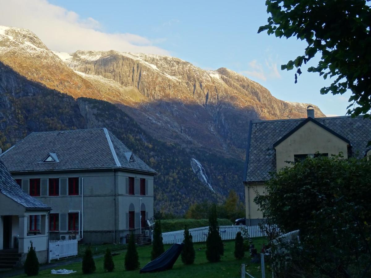 Fjordshelter- Cozy Townhouse Vila Tyssedal Exterior foto